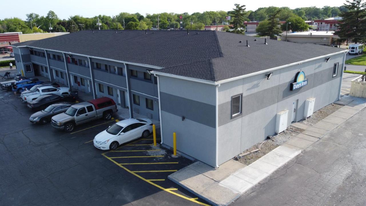 Days Inn By Wyndham Indianapolis East Post Road Ngoại thất bức ảnh